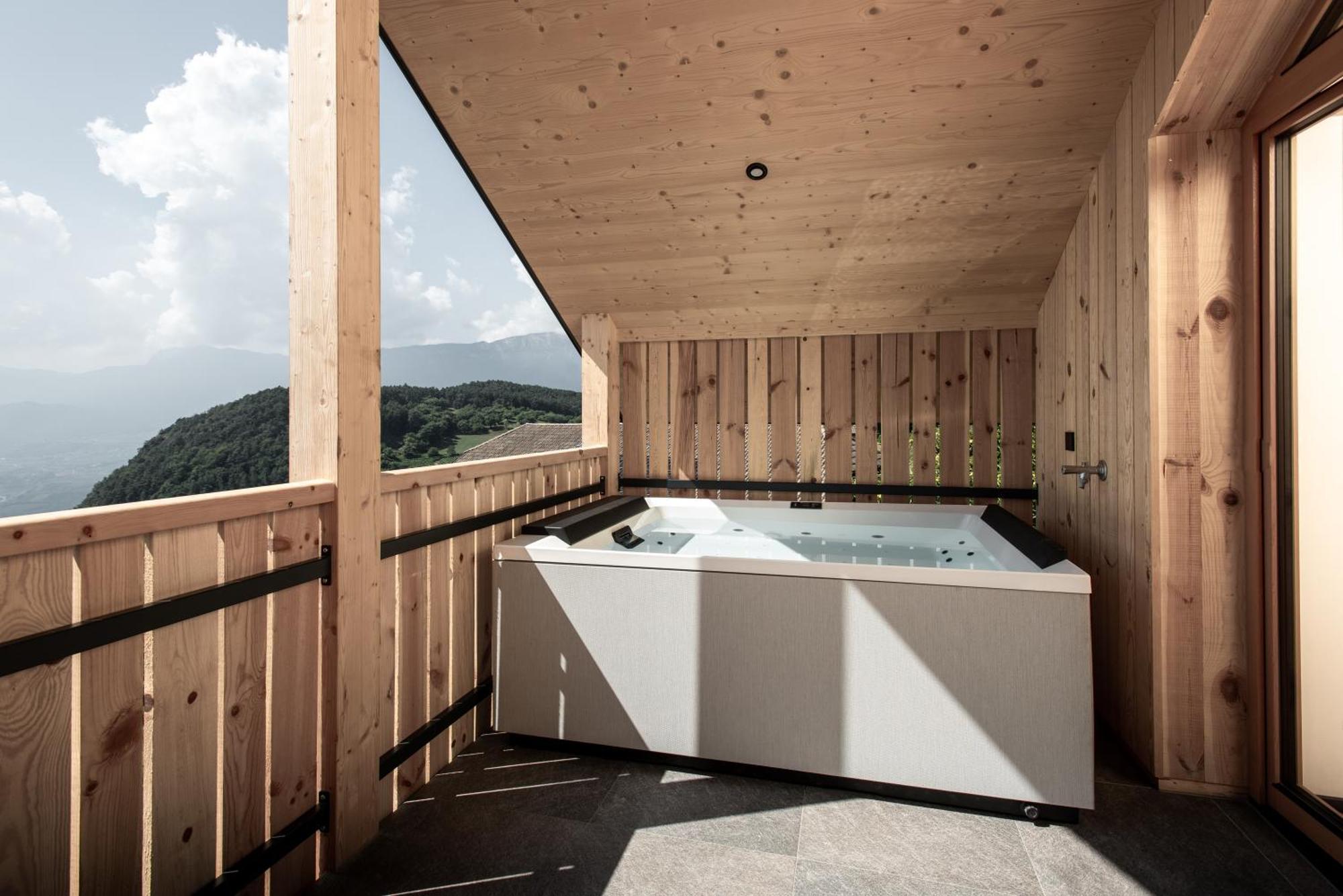 Ferienwohnung Noelani Natuerliches Waldidyll Jenesien Exterior foto